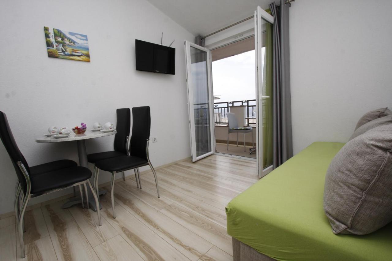 Apartments Turic Тучепи Экстерьер фото