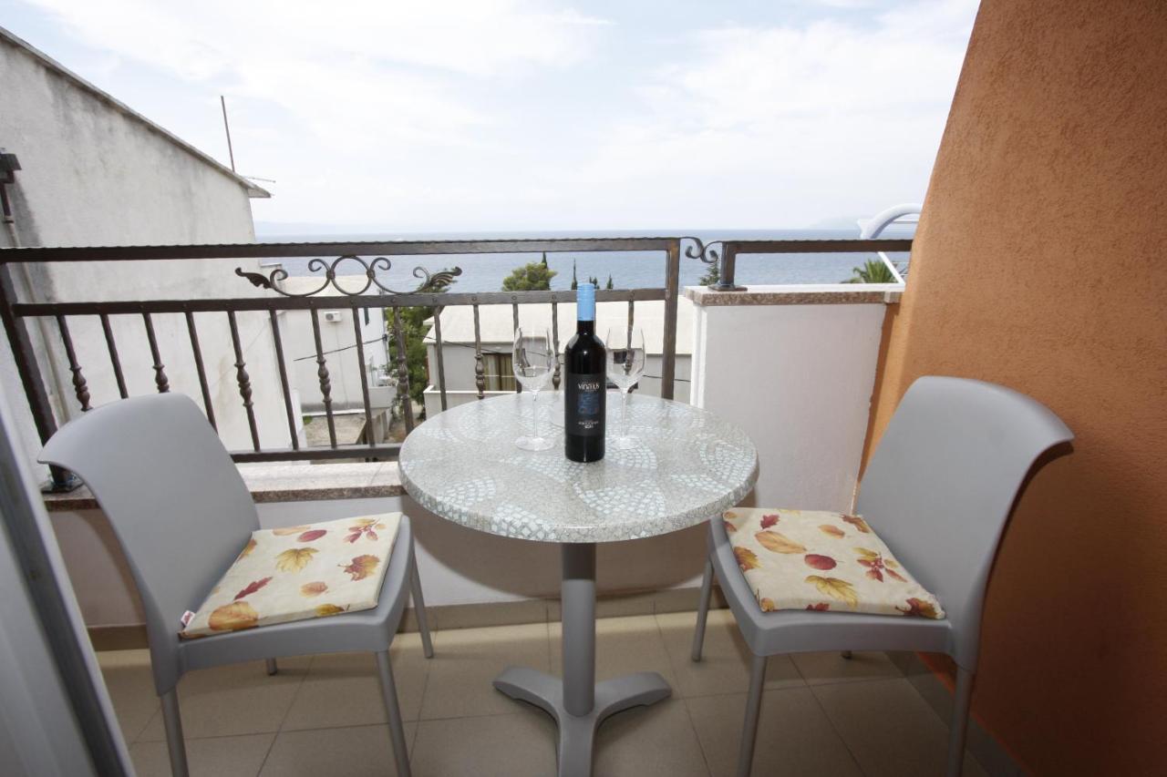 Apartments Turic Тучепи Экстерьер фото