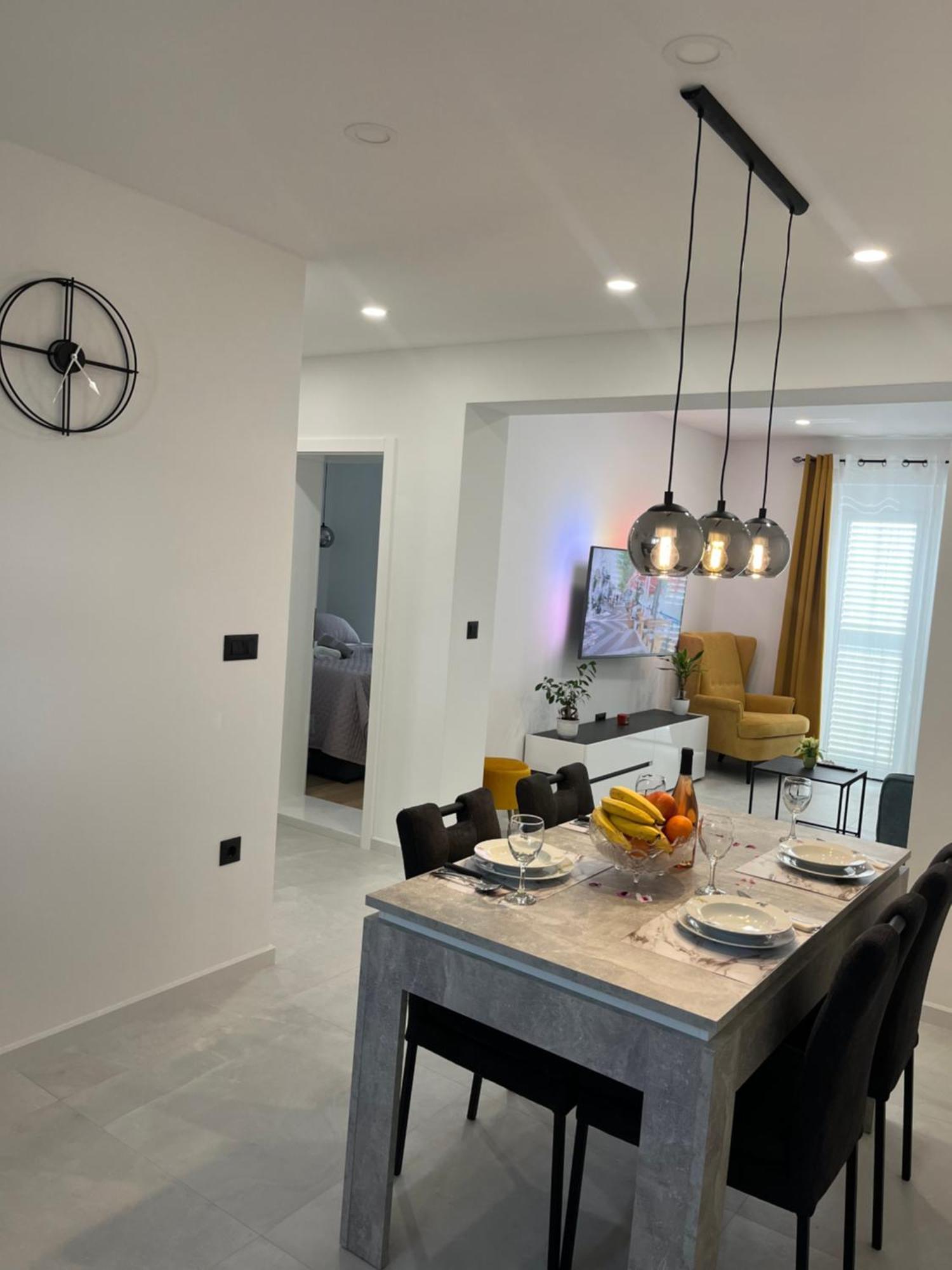 Apartments Turic Тучепи Экстерьер фото